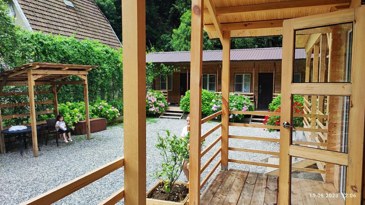 Guest House Ahan Gagry Exterior photo