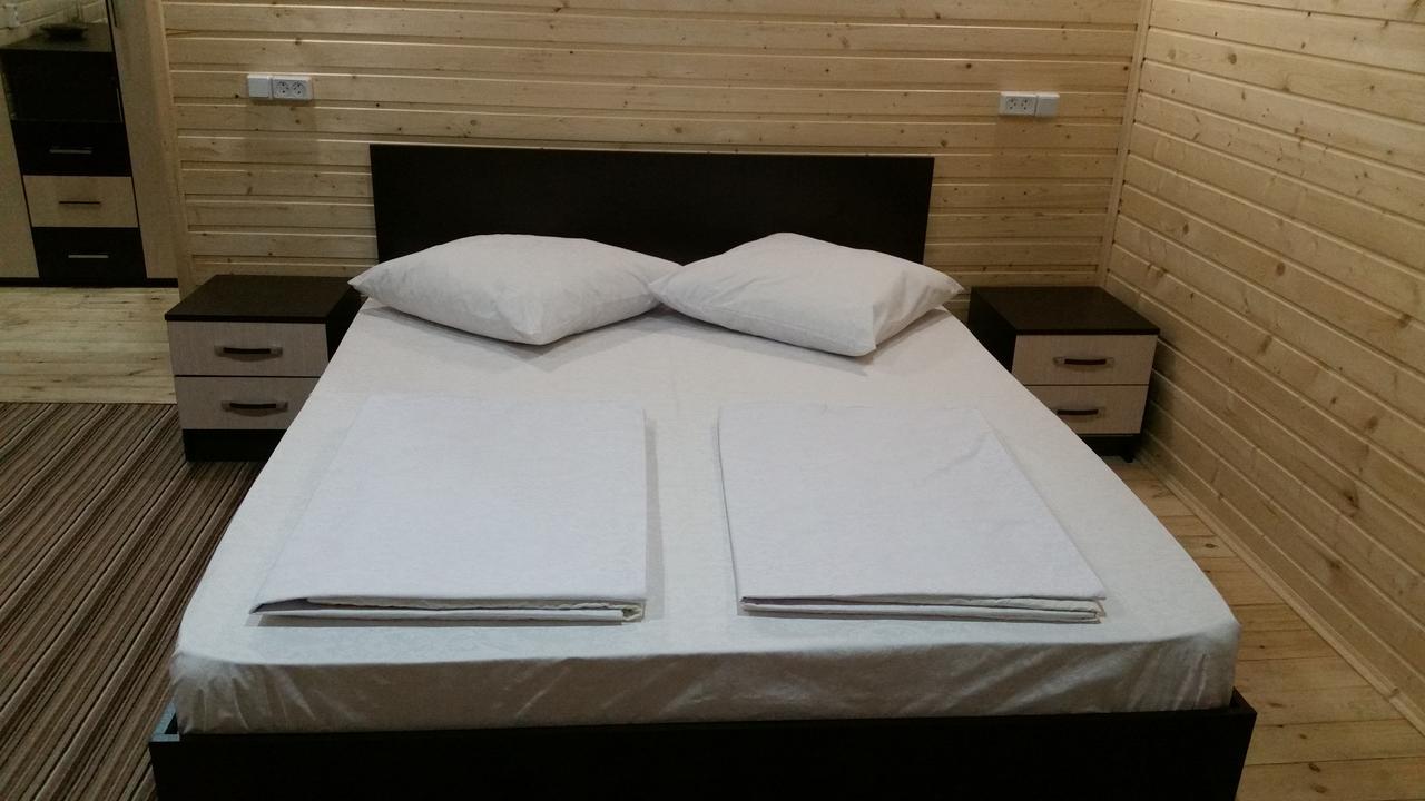Guest House Ahan Gagry Exterior photo